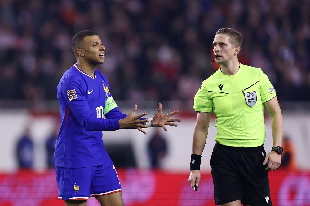 虽然他的经 虽然他的经